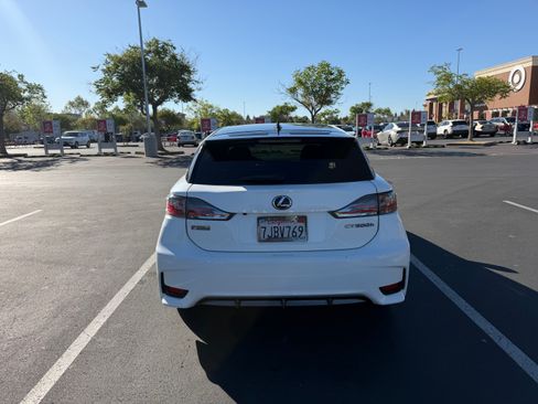 Used 2015 Lexus CT 200h w/ F Sport w/Nuluxe Interior image 5