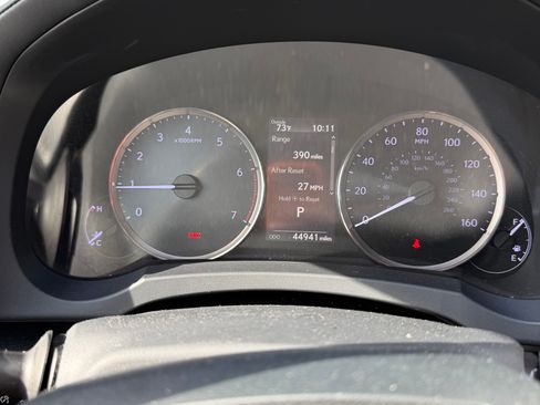 Used 2019 Lexus IS 300 w/ Accessory Package RWD image 6