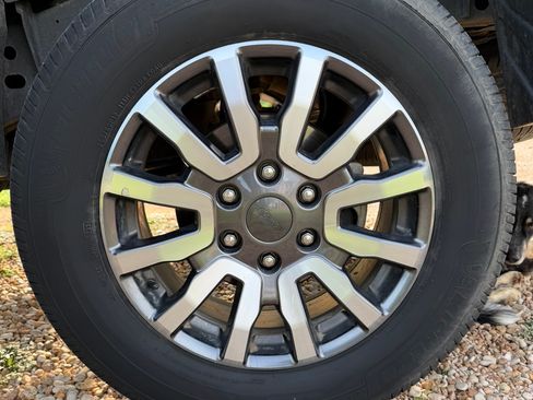 Used 2019 Ford Ranger Lariat w/ Equipment Group 501A Mid RWD image 9