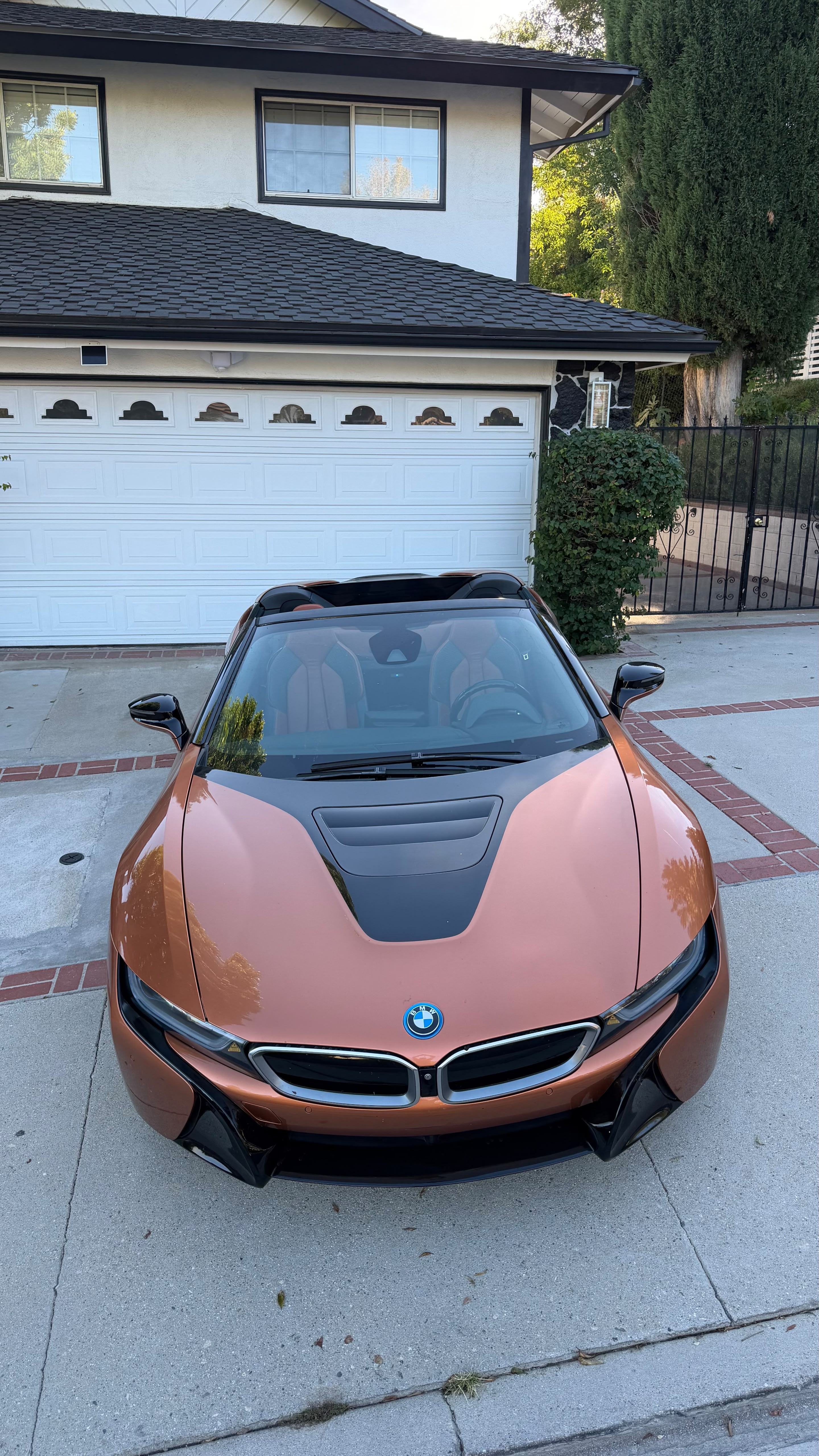 Used 2019 BMW i8 Roadster AWD/4WD image 16