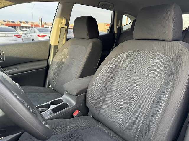 Used 2013 Nissan Rogue SV w/ Premium Pkg FWD image 5