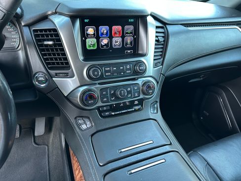 Used 2018 Chevrolet Suburban Premier image 15