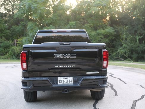 Used 2021 GMC Sierra 1500 Elevation RWD image 11