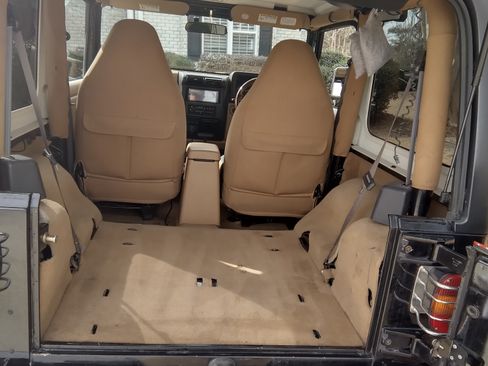 Used 1998 Jeep Wrangler Sahara image 15