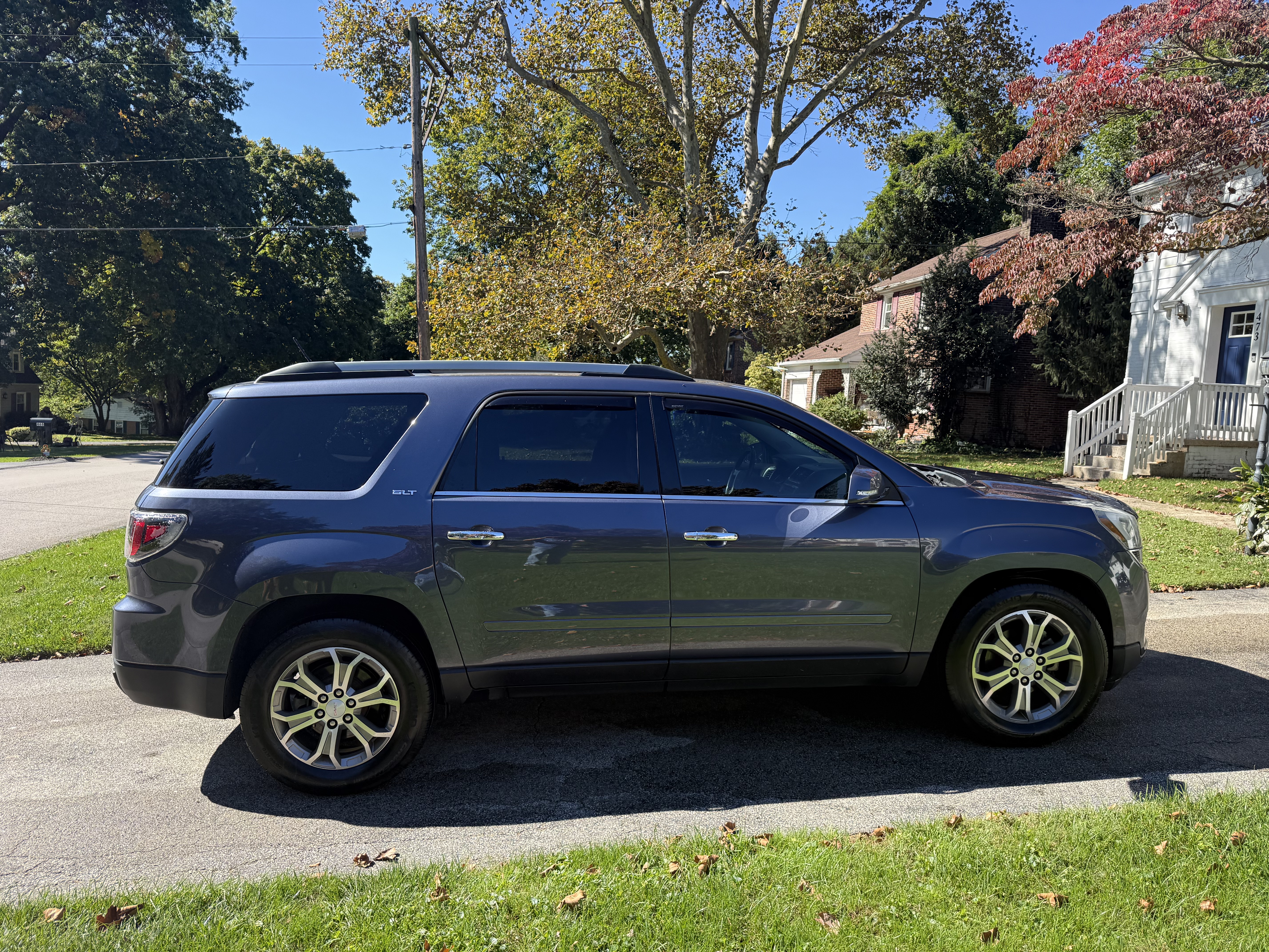 Used 2014 GMC Acadia SLT AWD/4WD image 5