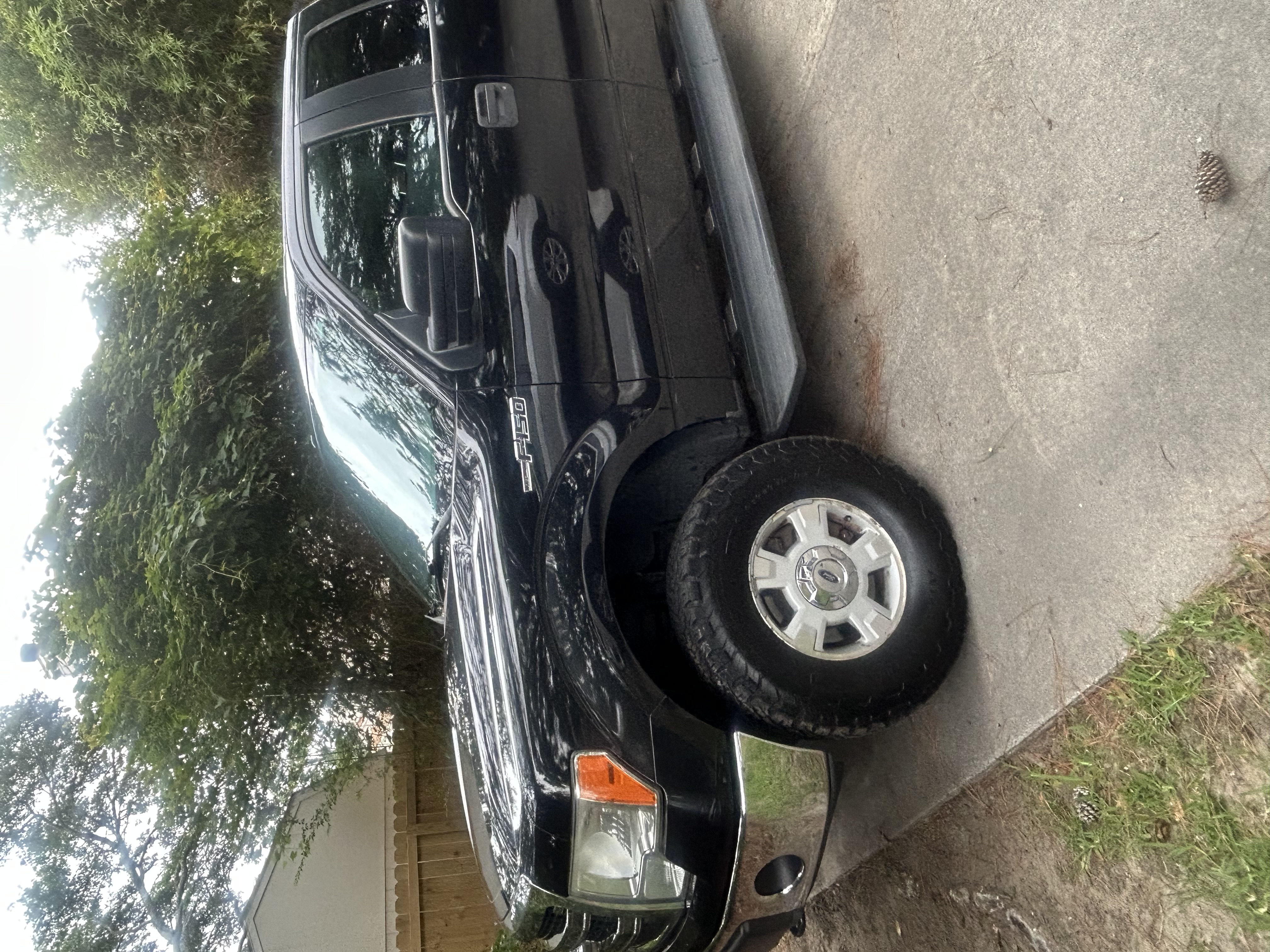 Used 2014 Ford F150 XLT w/ Trailer Tow Package AWD/4WD image 5