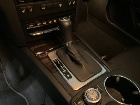 Used 2013 Mercedes-Benz E 550 E 550 Coupe 2D image 18