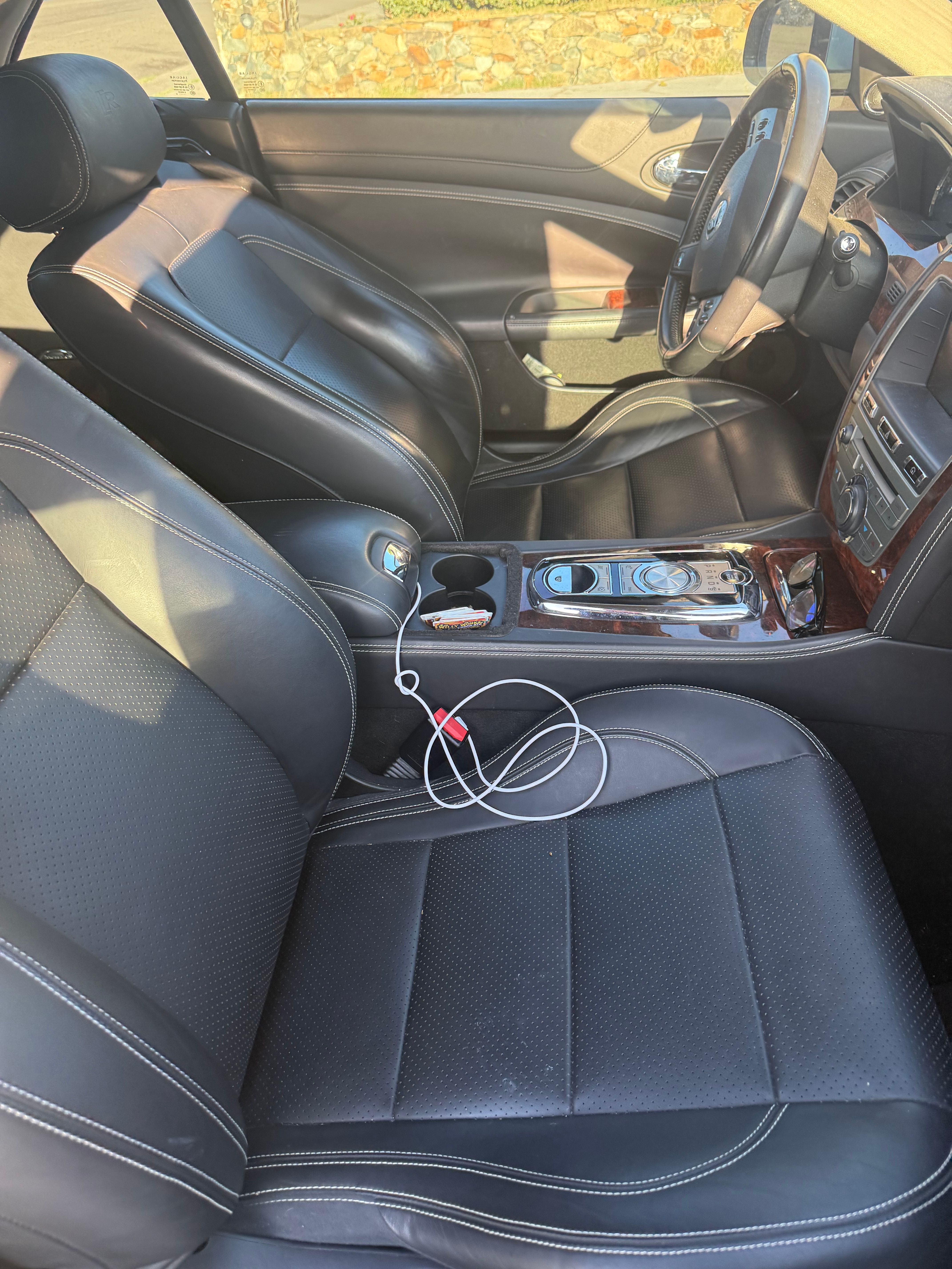 Used 2010 Jaguar XKR R RWD image 24