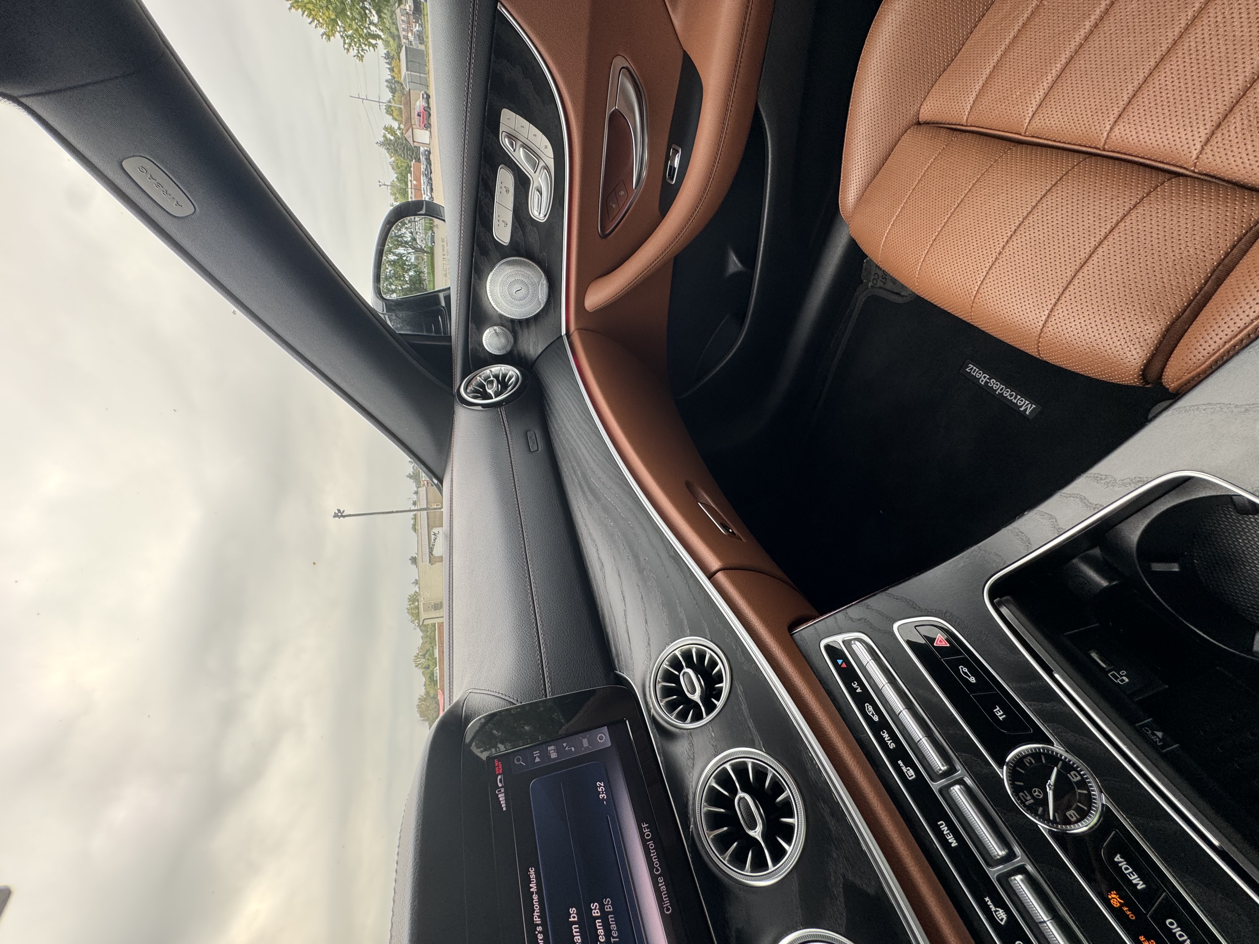Used 2018 Mercedes-Benz E 400 4MATIC Coupe image 12