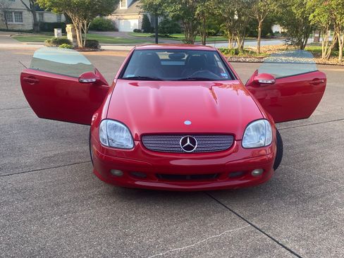 Used 2001 Mercedes-Benz SLK 320 image 9