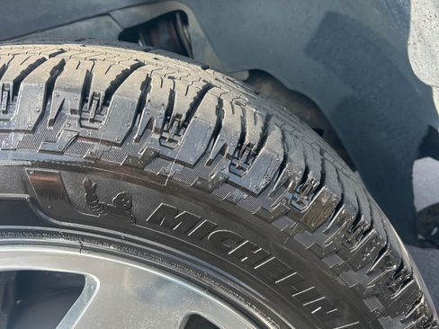 Used 2013 Chevrolet Silverado 2500 LTZ w/ LTZ Plus Package image 11