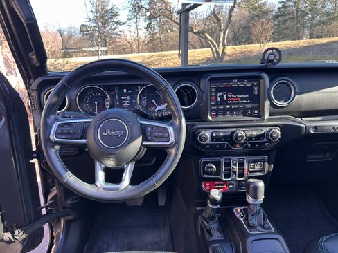 Used 2021 Jeep Wrangler Unlimited Rubicon 4xe w/ Steel Bumper Group image 15