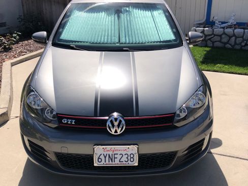 Used 2013 Volkswagen Golf 2-Door image 1