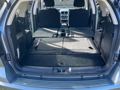 Used 2010 Dodge Journey SXT w/ Flexible Seating Group image 16