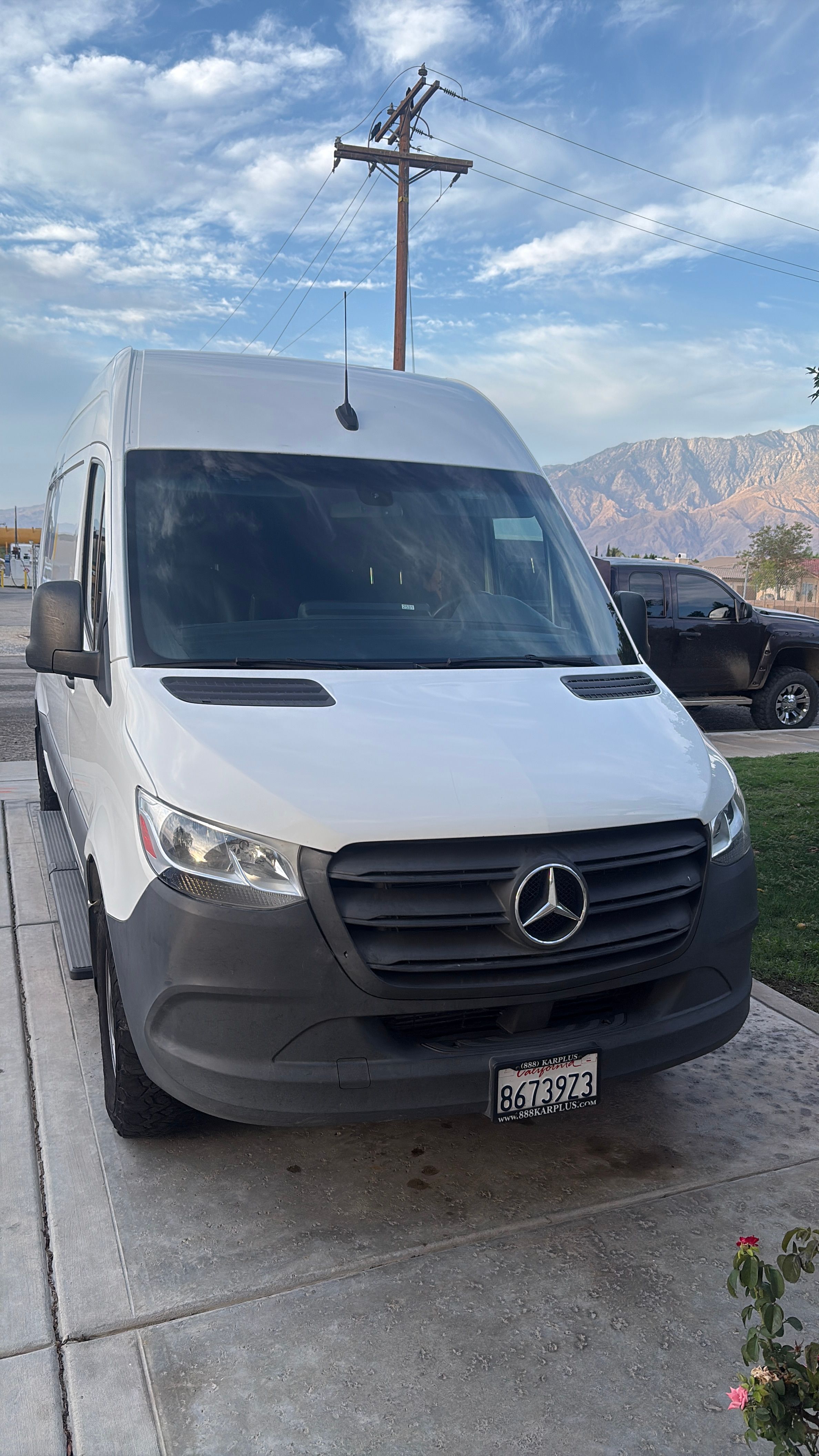 Used 2022 Mercedes-Benz Sprinter 2500 image 1