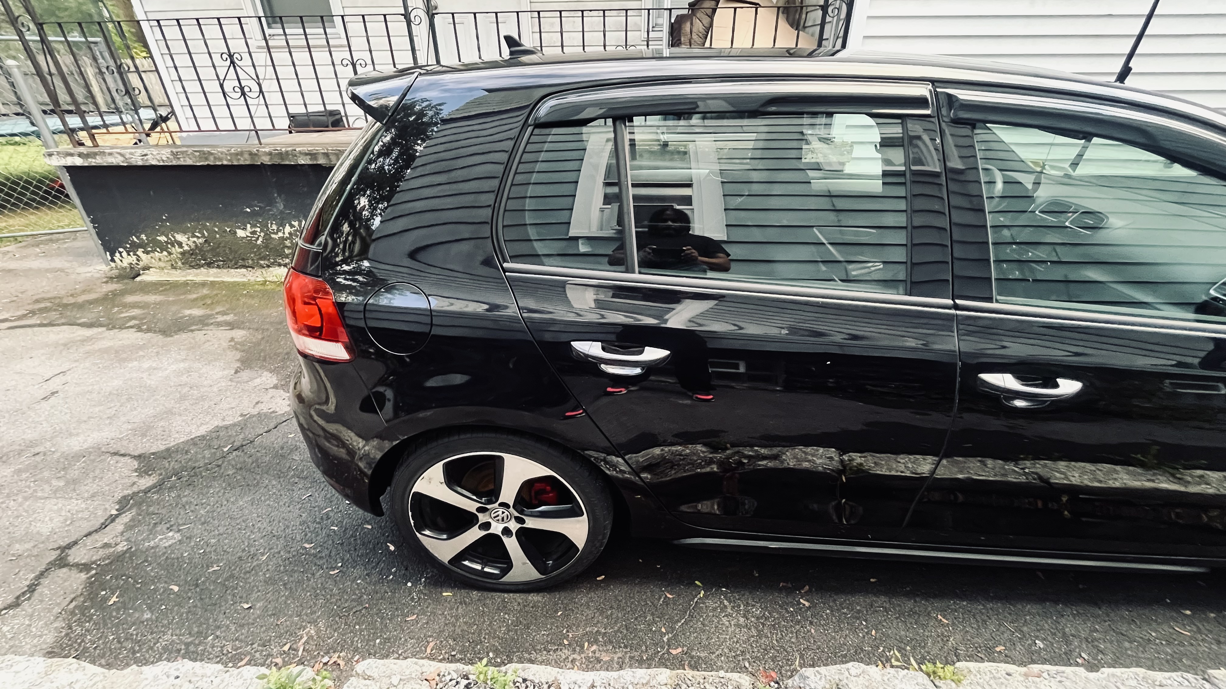 Used 2012 Volkswagen GTI Autobahn FWD image 16