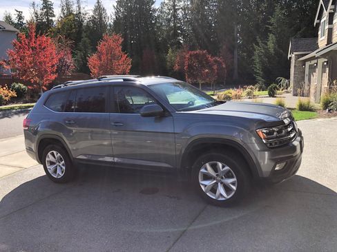 Used 2019 Volkswagen Atlas SE w/ Towing Package image 4