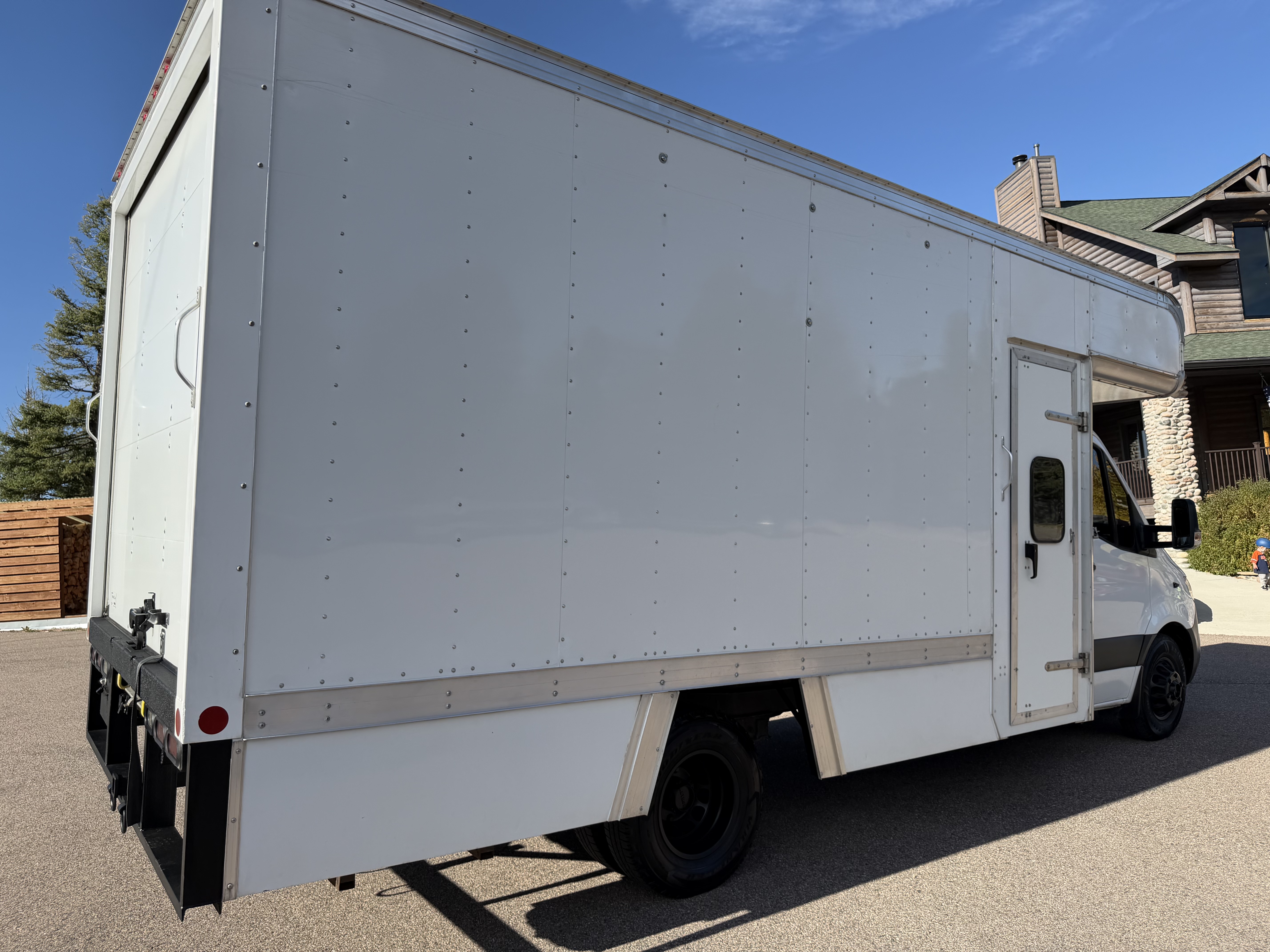 Used 2019 Mercedes-Benz Sprinter 170 image 5