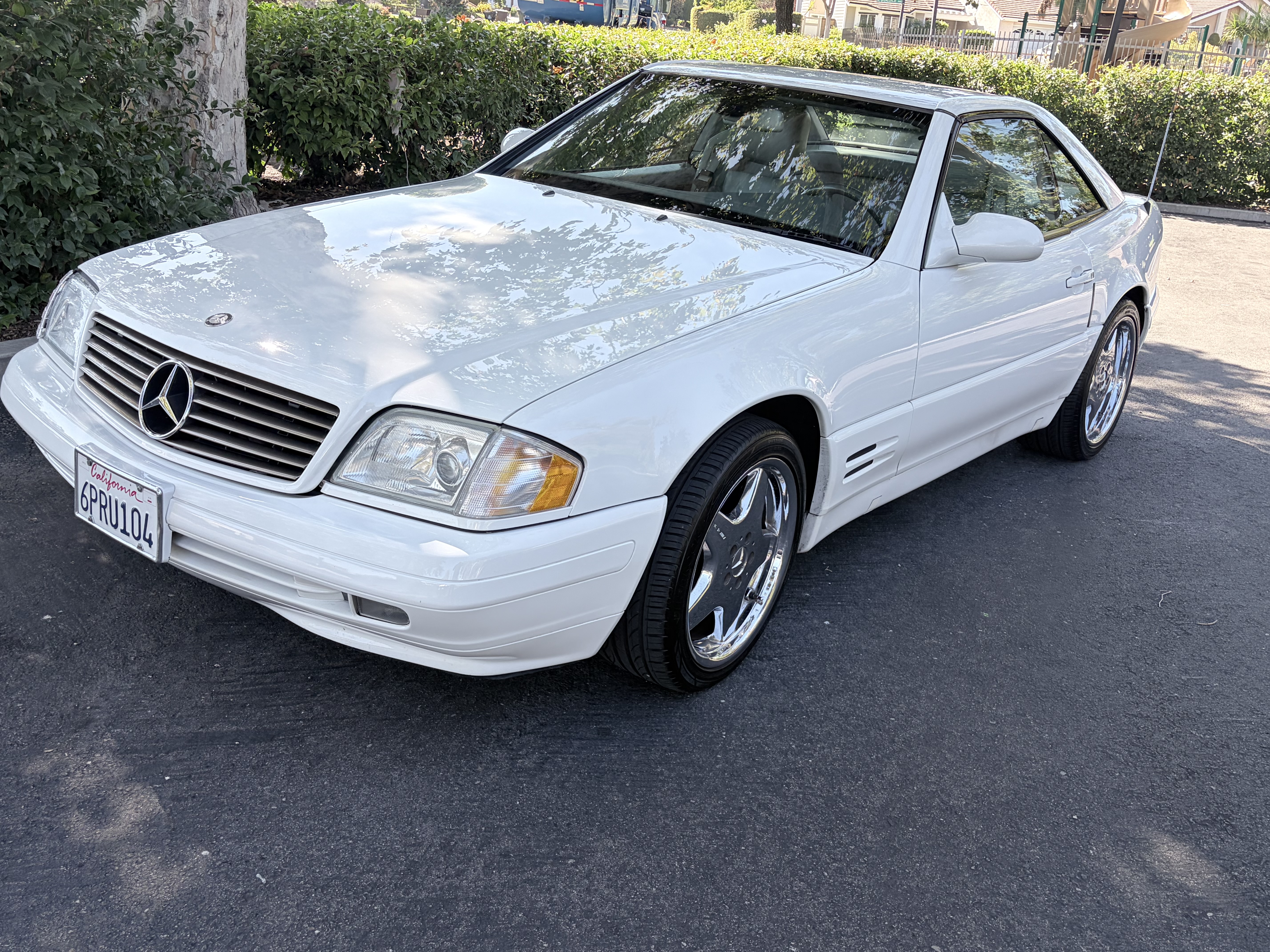 Used 1999 Mercedes-Benz SL 500 image 4