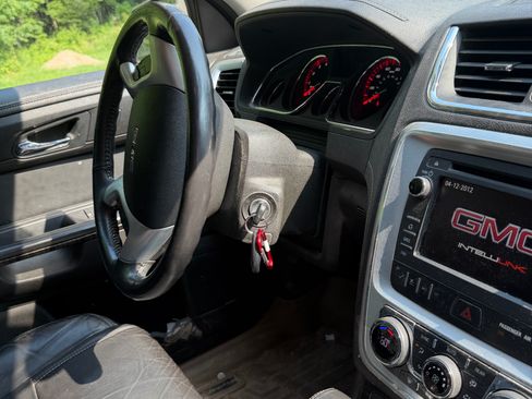 Used 2014 GMC Acadia SLT AWD/4WD image 11