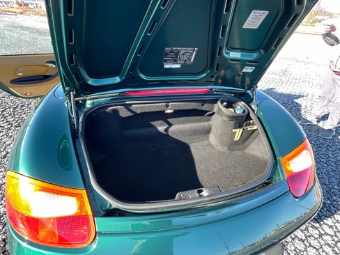 Used 2001 Porsche Boxster image 10