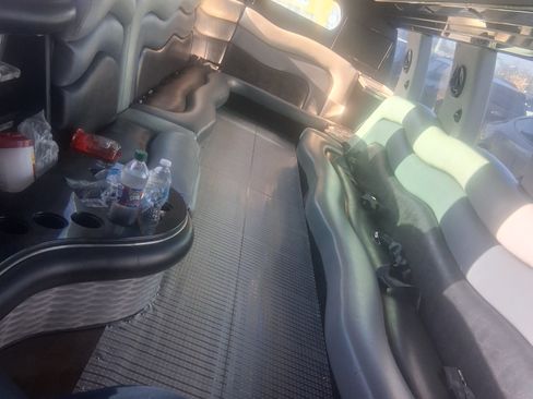 Used 2004 Ford Excursion XLS RWD image 14