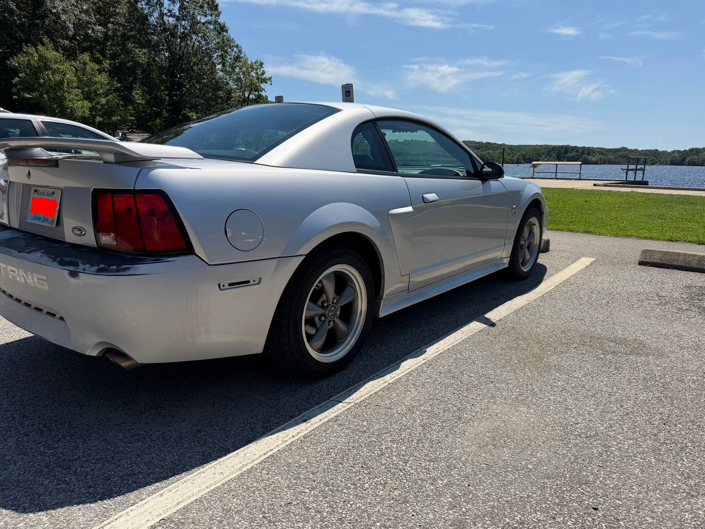 Used 2004 Ford Mustang GT RWD image 10