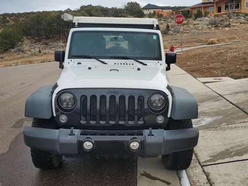 Used 2015 Jeep Wrangler Unlimited Sport image 17