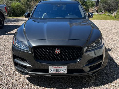 Used 2020 Jaguar F-PACE Prestige AWD/4WD image 4