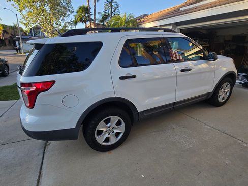 Used 2014 Ford Explorer FWD image 6