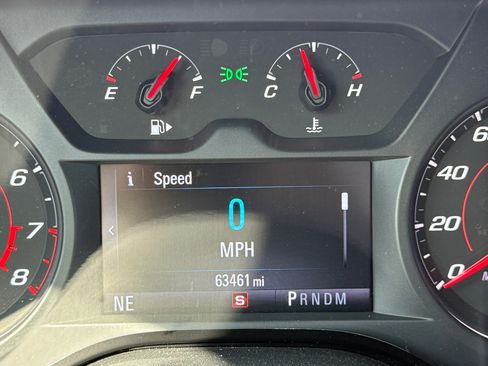 Used 2017 Chevrolet Camaro LT w/ RS Package RWD image 5