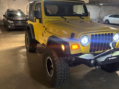 Used 2004 Jeep Wrangler X w/ Wheel Plus Group image 4