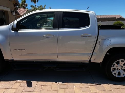 Used 2020 Chevrolet Colorado LT RWD image 5
