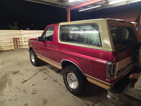 Used 1994 Ford Bronco image 6