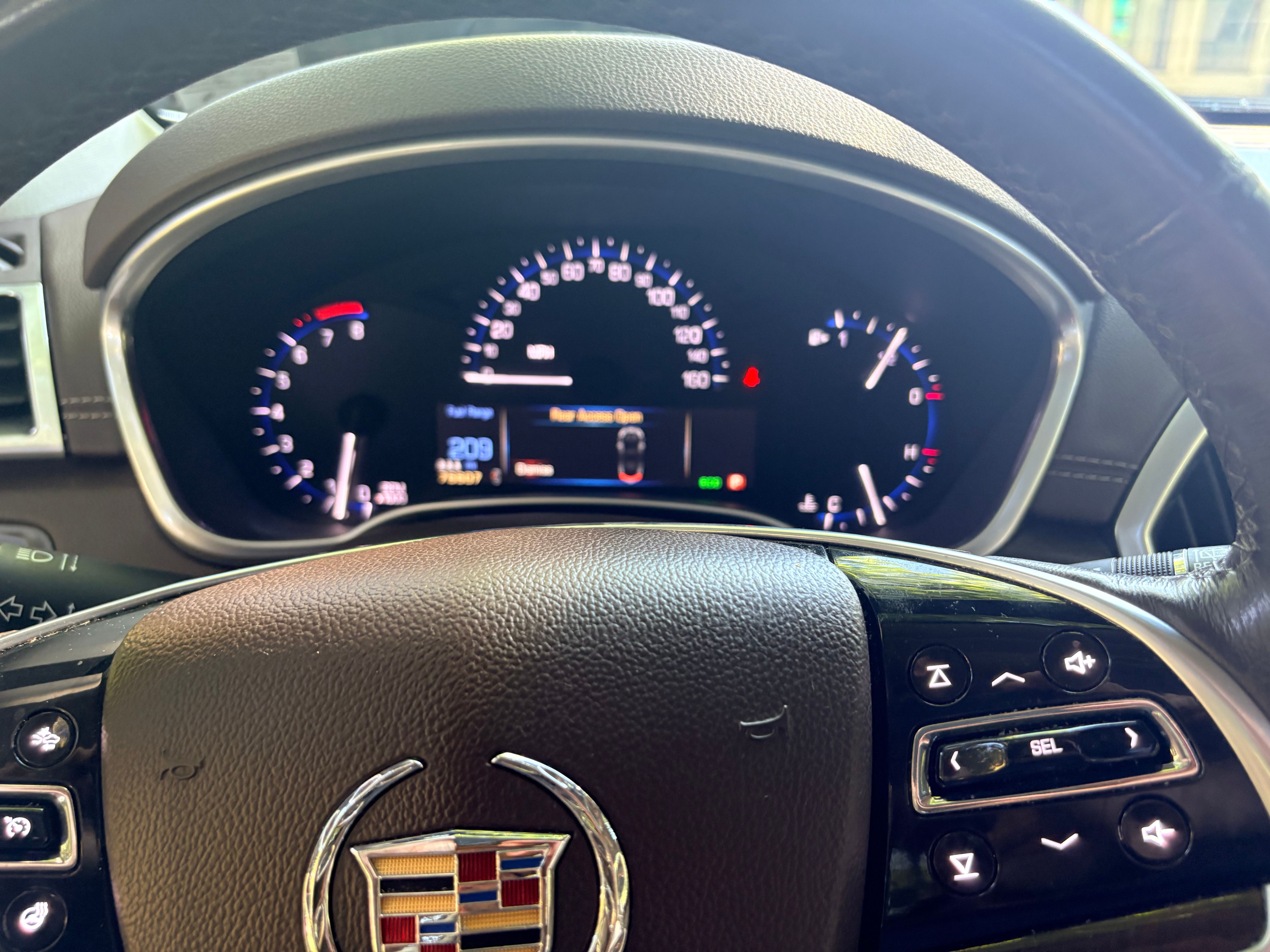 Used 2013 Cadillac SRX Luxury w/ Driver Awareness Package FWD image 12
