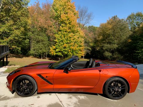 Used 2015 Chevrolet Corvette Stingray Convertible w/ 3LT Preferred Equipment Group RWD image 1