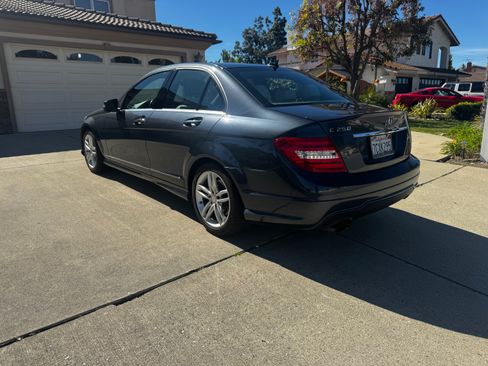 Used 2014 Mercedes-Benz C 250 Sedan image 6