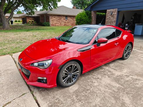 Used 2013 Subaru BRZ Limited w/ Popular Pkg 1B RWD image 2