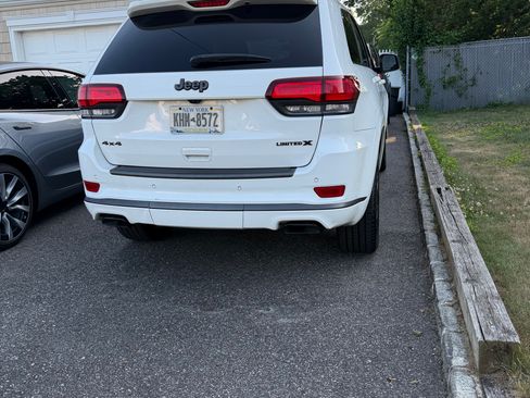 Used 2019 Jeep Grand Cherokee Limited X AWD/4WD image 5