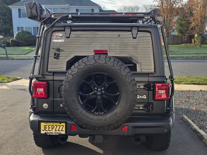 Used 2019 Jeep Wrangler Unlimited Rubicon w/ Steel Bumper Group