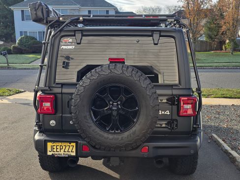 Used 2019 Jeep Wrangler Unlimited Rubicon w/ Steel Bumper Group image 1