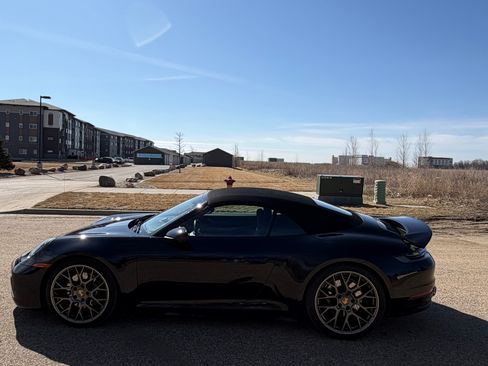 Used 2022 Porsche 911 Carrera S image 15