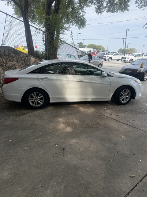 Used 2013 Hyundai Sonata GLS w/ Popular Equipment Pkg FWD image 10