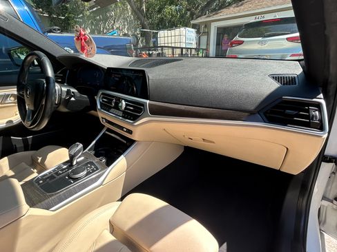 Used 2019 BMW 330i Sedan w/ Driving Assistance Package RWD image 16