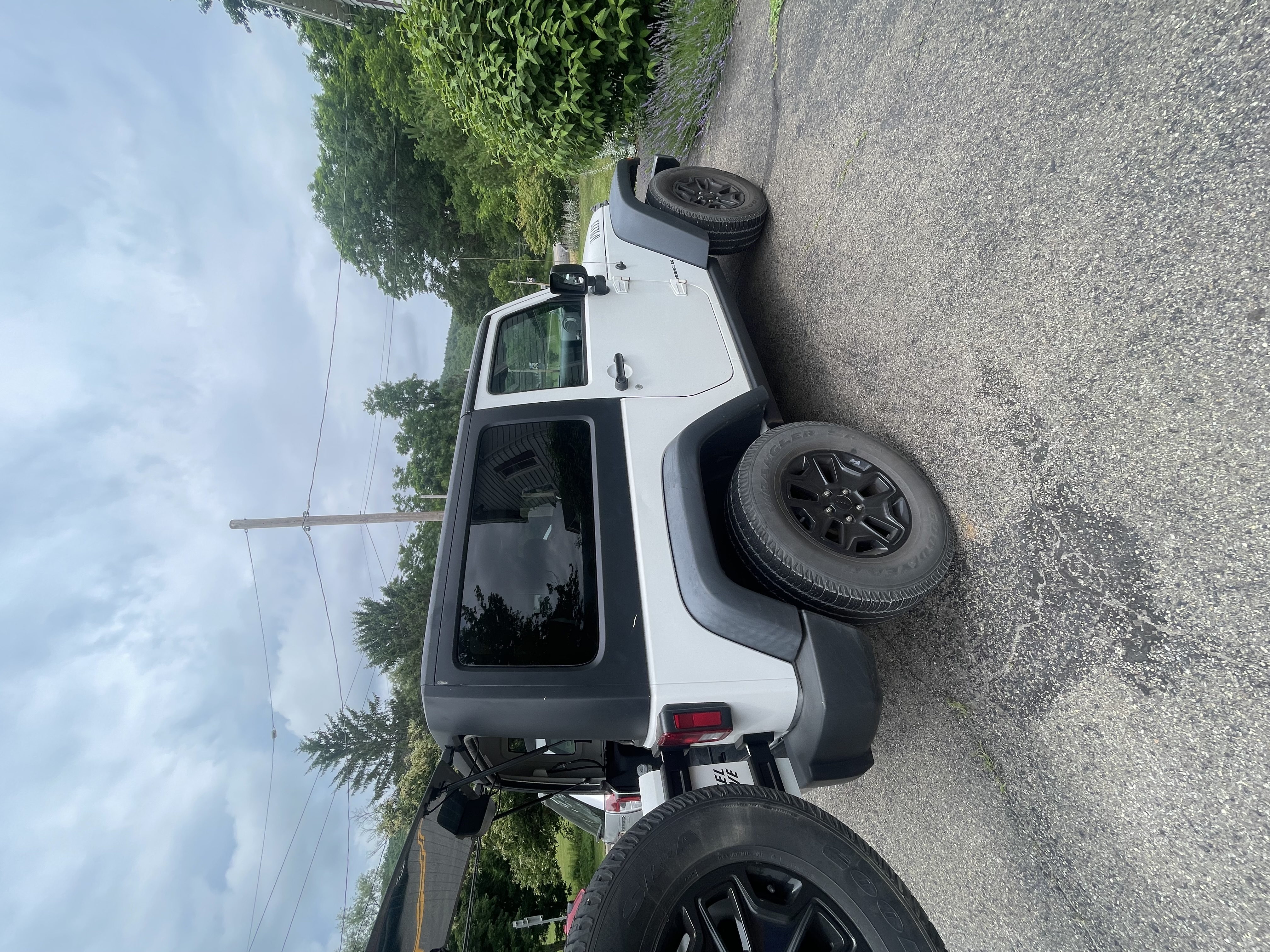 Used 2015 Jeep Wrangler Sport AWD/4WD image 5
