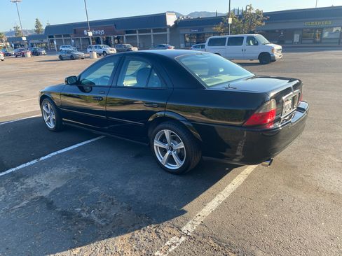 Used 2005 Lincoln LS RWD image 6