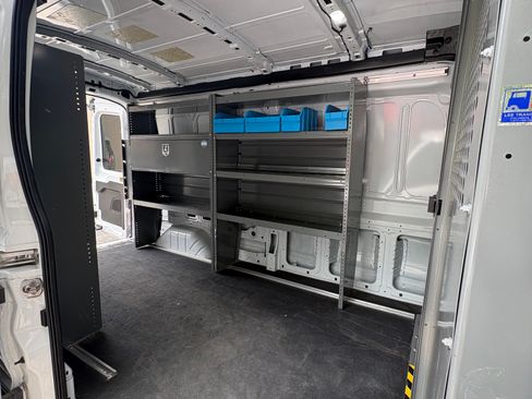 Used 2022 Ford Transit 150 Medium Roof w/ Exterior Upgrade Package RWD image 4
