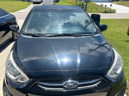 Used 2016 Hyundai Accent SE FWD image 4