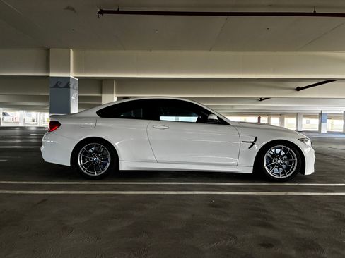 Used 2016 BMW M4 Coupe image 4