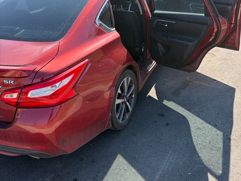 Used 2016 Nissan Altima 2.5 SR image 8